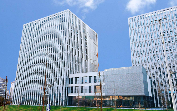 2025年小微企业商业策划新趋势：从市场分析到运营优化的全案实践